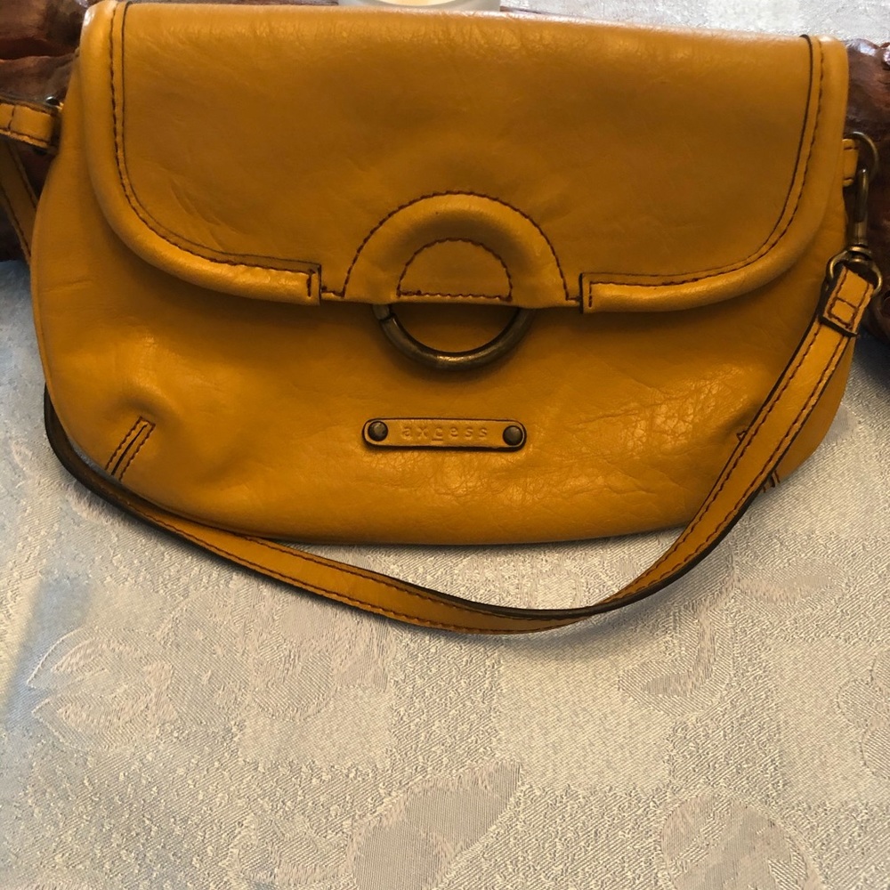 Leather bag
